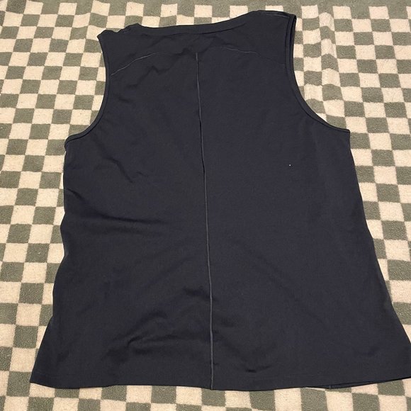 Arc'teryx Tank - Brand new & unworn - Picture 4 of 4